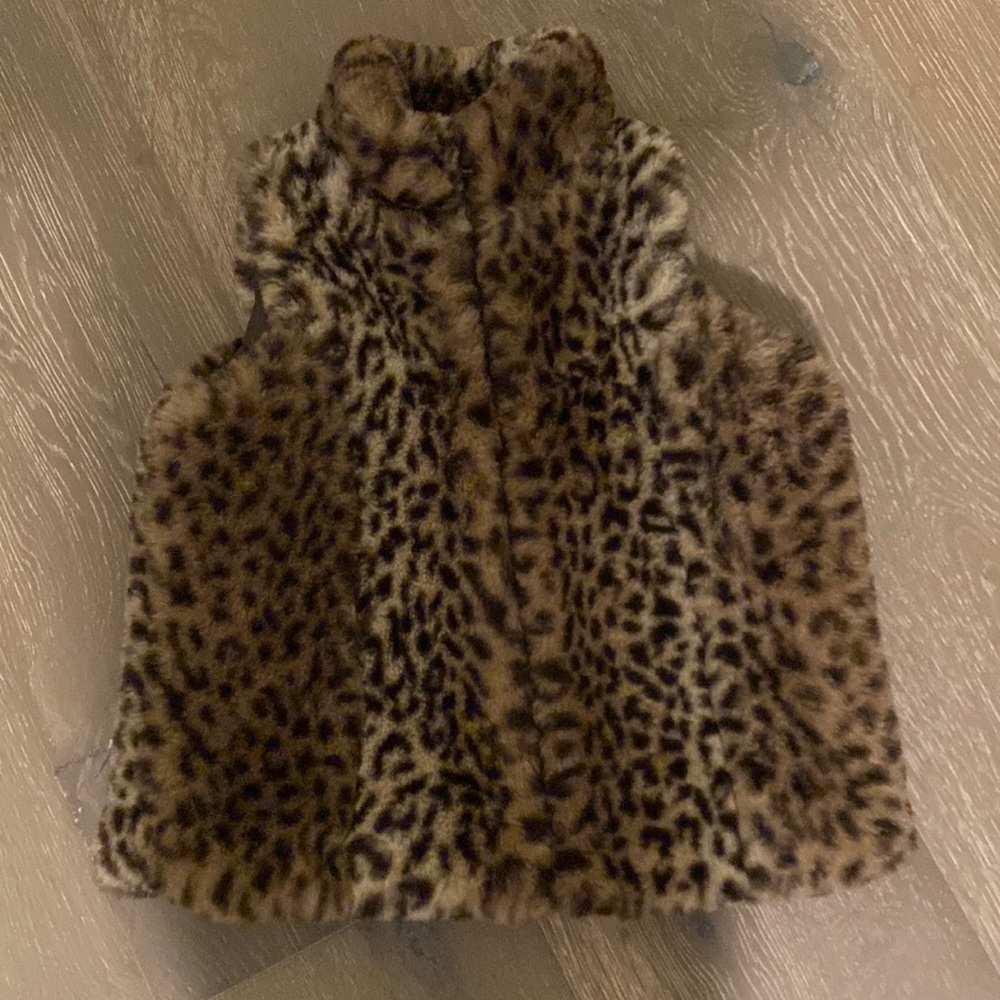 Kids leopard faux fur zip up vest